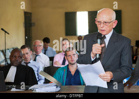 Kinshasa, DRC. 17th Feb 2014. Norwegian psychiatrist Lavrantz Kyrdalen gives his opinion on Johua French's mental condition during today's trial in Kinshasa. The verdict of Joshua French accused of murdering his cell mate Tjostolv Moland is expected to fall on Wednesday after the court heard testimonials from medical experts on his health today. Credit:  Rey T. Byhre/Alamy Live News Stock Photo