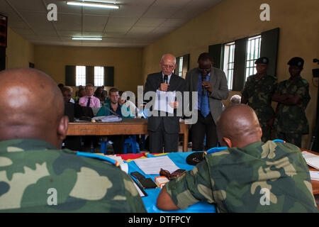 Kinshasa, DRC. 17th Feb 2014. Norwegian psychiatrist Lavrantz Kyrdalen gives his opinion on Johua French's mental condition during today's trial. The verdict of Joshua French accused of murdering his cell mate Tjostolv Moland is expected to fall on Wednesday after the court heard testimonials from medical experts on his health. Credit:  Rey T. Byhre/Alamy Live News Stock Photo