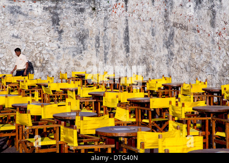 Setting tables in the old town, Cartagena, Colombia Stock Photo