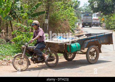 Rural traffic in Tay Ninh, Vietnam Stock Photo