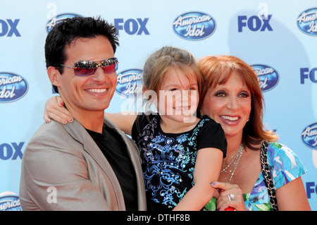 Antonio Sabato Jr and daughter Mina at the 'American Idol' Grand Finale 2009. Nokia Theatre, Los Angeles, CA. 05-20-09 Stock Photo