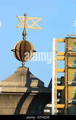 Bogdan Khmelnitsky (Kievsky) Pedestrian Bridge Stock Photo