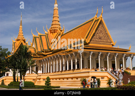 Royal Palace. Phnom Penh. The Royal Palace in Phnom Penh was constructed over a century ago to serve as the residence of the Kin Stock Photo