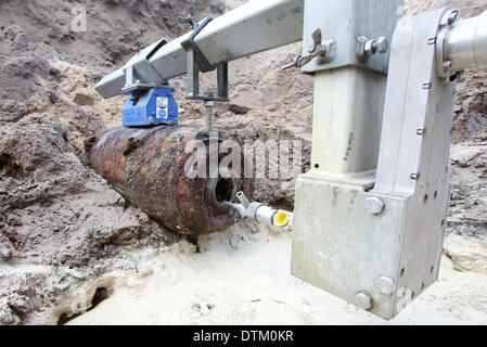 Hamburg, Germany. 20th Feb, 2014. A defused British 500-pound-bomb in Hamburg, Germany, 20 February 2014. A bomb was discovered during excavation work and was defused successfully. Photo: Bodo Marks/dpa/Alamy Live News Stock Photo