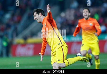 Granada, Spain. Messi scores the winning goal during a match of LaLiga against Granada CF at Los Carmenes Stadium. Credit: ABEL F. ROS/Alamy Stock Stock Photo
