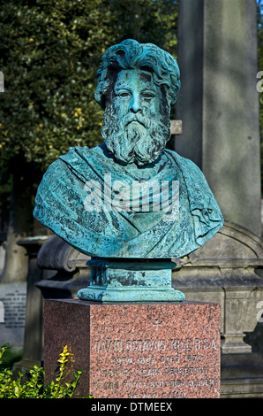 Bust of D O Hill RSA (1802-70): painter, pioneer photographer and founding member of the RSA - Dean Cemetery, Edinburgh. Stock Photo