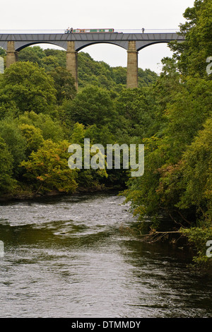 Narrow boats on the Llangollen Canal Stock Photo