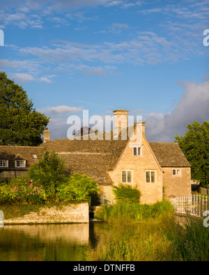 Old Mill in the Cotswolds village of Fairford, Gloucestershire, England. Summer (July) 2010. Stock Photo