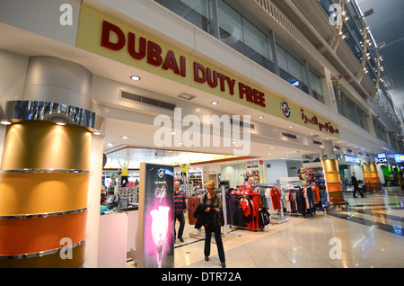 duty free shop in Dubai international airport Stock Photo - Alamy