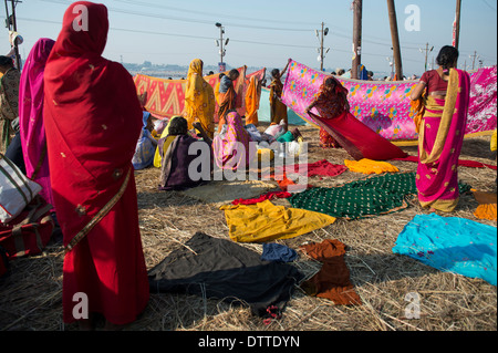 Allahabad (India) : the Maha Kumbh Mela mass Hindu pilgrimage on the Ganges river's banks (January, 2013) Stock Photo