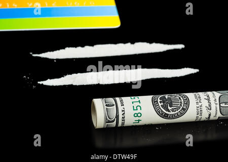 Cocaine, money and plastic card Stock Photo