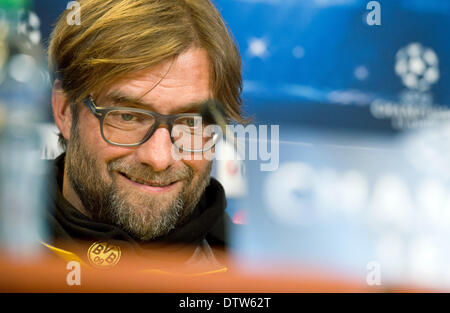 Saint Petersburg, Russia. 24th Feb, 2014. Borussia Dortmund's head coach Juergen Klopp holds a press conference in Saint Petersburg, Russia, 24 February 2014. Borussia Dortmund will face FC Zenit Saint Petersburg in the UEFA Champions League round of sixteen first leg soccer match in St. Petersburg on 25 February 2014. Photo: BERND THISSEN/DPA/Alamy Live News Stock Photo