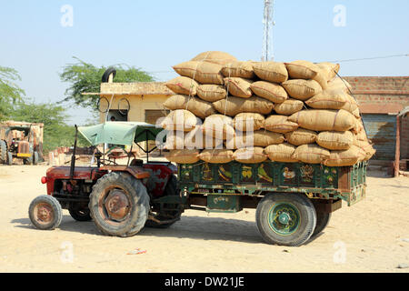 tractor loaded with bags in india Stock Photo