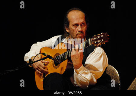 (File) Paco de Lucía alias Francisco Sánchez Gómez plays during a concert in the Congress Centrum Hamburg on 11 November 2007. Stock Photo