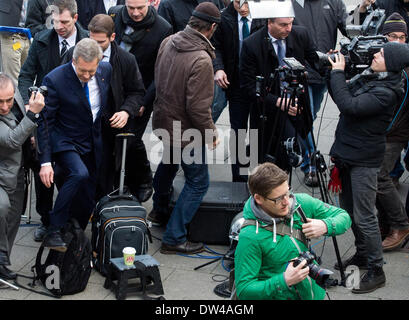 Hanover, Germany. 27th Feb, 2014. Former German President Christian Wulff arrives at the regional court in Hanover, Germany, 27 February 2014. Two years after his resignation, the former President has been cleared of the charges of accepting benefits by the court. Photo: JULIAN STRATENSCHULTE/dpa/Alamy Live News Stock Photo