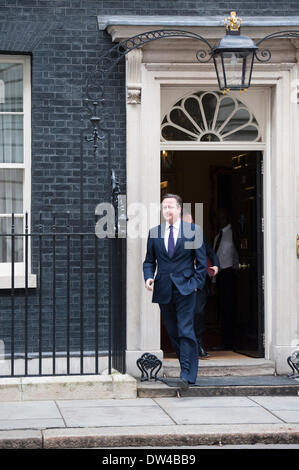 London, UK. 27th February 2014. 27th February, 2014. Downing Street, London, UK. British Prime Minister David Cameron sets off from Downing Street to meet his German counterpart Angela Merkel at Parliament. Credit:  Lee Thomas/Alamy Live News Stock Photo