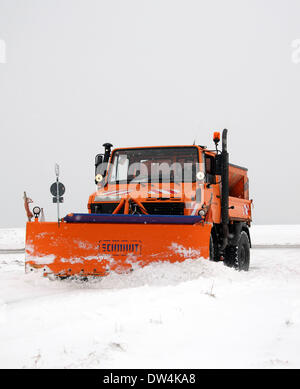 mercedes-unimog-snow-plow-in-action-affalterbach-germany-febr-01