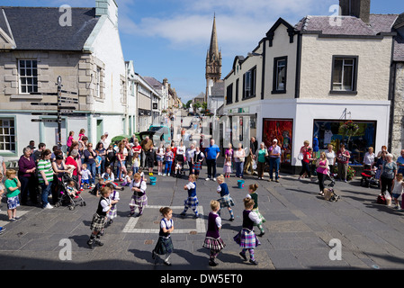 Stornoway, Highland Dancing girls in Stornoway town centre Stock Photo
