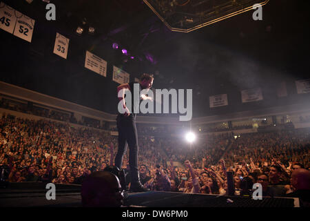 Norfolk, Virginia, USA. 28th Feb, 2014. Imagine Dragons live at the Constant Center. Credit:  Jeff Moore/ZUMA Wire/ZUMAPRESS.com/Alamy Live News Stock Photo