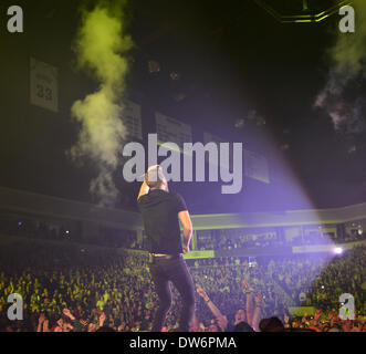 Norfolk, Virginia, USA. 28th Feb, 2014. Imagine Dragons live at the Constant Center. Credit:  Jeff Moore/ZUMA Wire/ZUMAPRESS.com/Alamy Live News Stock Photo