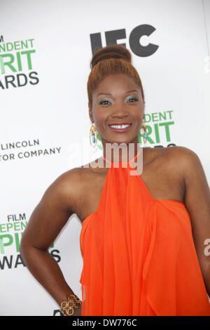 Actress Yolonda Ross attends the Film Independent Spirit Awards at