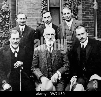 Front row, Sigmund Freud, G. Stanley Hall, Carl Jung, back row, Abraham A. Brill, Ernest Jones, Sándor Ferenczi Stock Photo