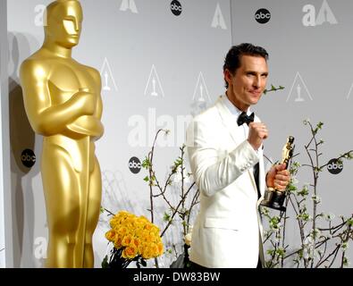 Matthew McConaughey in the press room for The 86th Annual Academy Awards - Press Room - Oscars 2014, The Dolby Theatre at Hollywood and Highland Center, Los Angeles, CA March 2, 2014. Photo By: Elizabeth Goodenough/Everett Collection Stock Photo