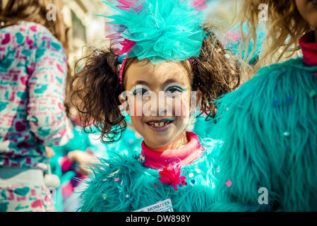 Sitges, Spain. March 2nd, 2014: A young reveler performs during the children carnival parade in Sitges Credit:  matthi/Alamy Live News Stock Photo