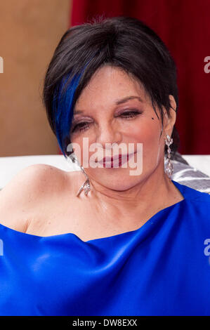 LIZA MINNELLI 86TH ANNUAL ACADEMY AWARDS RED CARPET LOS ANGELES  USA 02 March 2014 Stock Photo