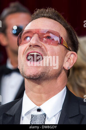 BONO 86TH ANNUAL ACADEMY AWARDS RED CARPET LOS ANGELES  USA 02 March 2014 Stock Photo