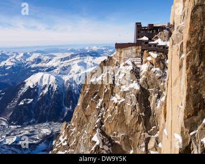 Aiguille du Midi top téléphérique cable-car station in French Alps above Chamonix-Mont-Blanc, Haute Savoie, Rhone-Alpes, France Stock Photo