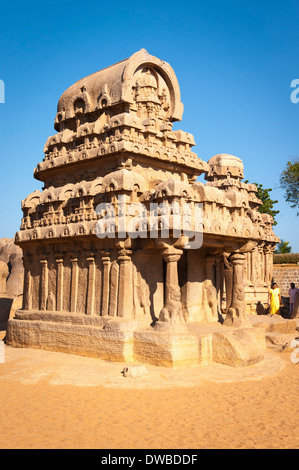 India Tamil Nadu Mamallapuram Mahabalipuram mandapas Kanchipuram south Panch five Rathas 7th century Nakul Hahdeva Ratha Stock Photo