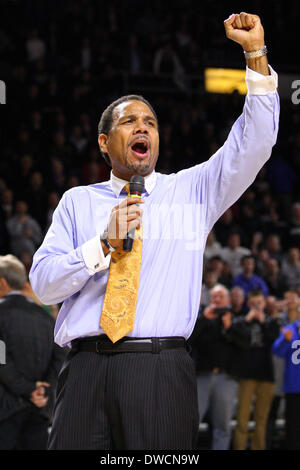 Providence, Rhode Island, USA. 5th Mar, 2014. March 4, 2014; Providence Friars head coach Ed Cooley addresses the crowd at the conclusion of the NCAA basketball game between the Marquette Golden Eagles and Providence Friars at the Dunkin Donuts Center. Providence defeated Marquette in double overtime 81-80. Anthony Nesmith/CSM/Alamy Live News Stock Photo