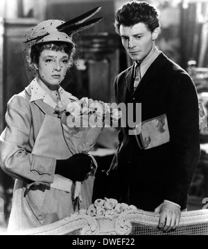 Micheline Presle and Gerard Philipe, on-set of the Film, 'The Devil in the Flesh (Le Diable au Corps)',  1946 Stock Photo