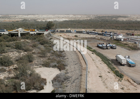 Trucks crossing Allenby also known as king Hussein bridge into Israel in the Jordan valley Israel Stock Photo Alamy