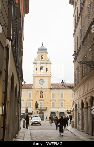 Palazzo del Governatore, Piazza Garibaldi Giuseppe, Parma, Emilia Romagna, Italy Stock Photo