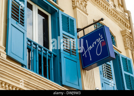 Harry's Bar sign, Boat Quay, Singapore Stock Photo