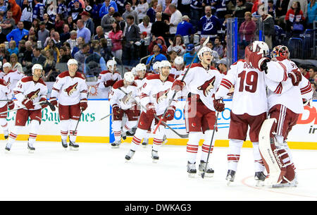 Tampa, Florida, USA. 10th Mar, 2014. DIRK SHADD | Times .Phoenix Coyotes goalie Mike Smith (41) is congratulated by his team after making the final stop to defeat the Tampa Bay Lightning in the shoot out with a final score of 4 to 3 at the Tampa Bay Times Forum in Tampa Monday evening (03/10/14) © Dirk Shadd/Tampa Bay Times/ZUMAPRESS.com/Alamy Live News Stock Photo