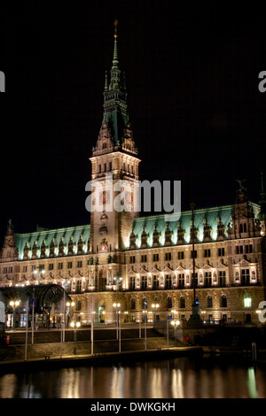 Rathaus (city hall) of the Northern German city-state of Hamburg by night. Stock Photo