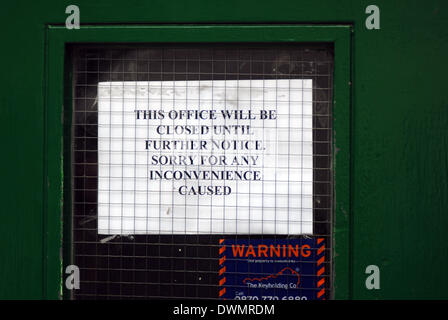 London, UK . 11th Mar, 2014. Shock at RMT offices at death of Bob Crowe Credit:  JOHNNY ARMSTEAD/Alamy Live News Stock Photo