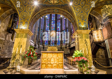 Altar and Choir Hall, Aachen Cathedral, North Rhine Westphalia, Germany, Unesco World Heritage Site Stock Photo