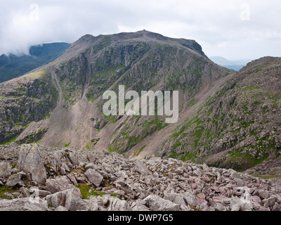The east side of Scafell Pike, England's highest mountain at 978m, viewed across Little Narrowcove from neighbouring Ill Crag Stock Photo
