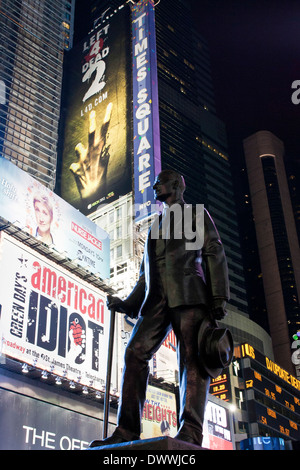 George M Cohan's Give My Regards to Broadway statue with Times Square sign in background, New York, USA Stock Photo