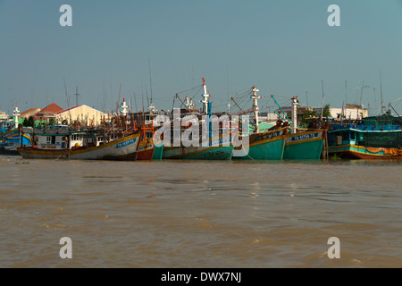 fishing boats in the Mekong Delta, Vietnam Stock Photo - Alamy