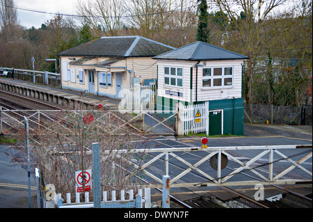 East Farleigh railway station and traditional crossing gates, UK Stock ...