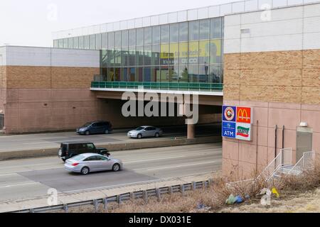 Des Plaines, Illinois, USA. 15th March 2014. The Des Plaines Oasis ...