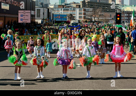 St Patrick's day parade in Birmingham UK Stock Photo - Alamy