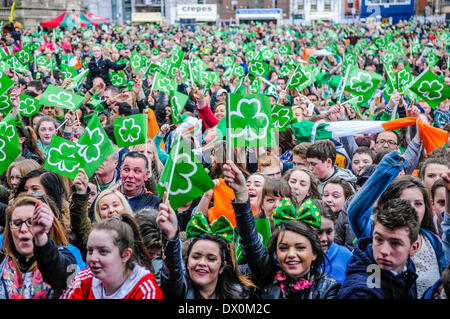 Belfast, Northern Ireland. 16 Mar 2014 - Thousands attend free St. Patrick's Day concert Credit:  Stephen Barnes/Alamy Live News Stock Photo