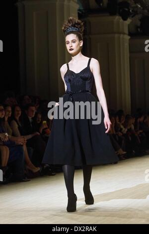 Kiev, Ukraine. 14th Mar, 2014. Victoria Gres presnts her F/W 2014-2015 collection, during 34th Ukrainian Fashion Week, in Kiev, Ukraine, on March 14, 2014. © Sergii Kharchenko/NurPhoto/ZUMAPRESS.com/Alamy Live News Stock Photo