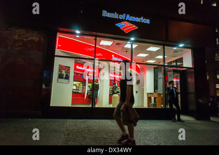 atm bank america flatiron neighborhood branch york deposit downtown chicago usa richard seen tuesday march alamy